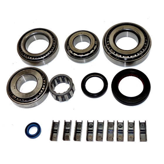 USA Standard Manual Transmission TREMEC 3650 Bearing Kit 2005+ Ford.